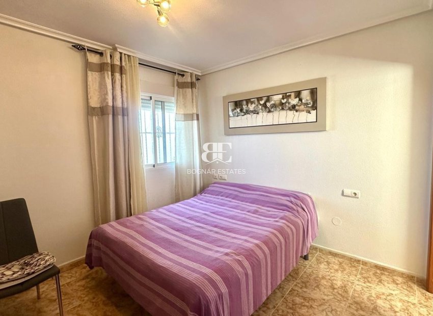 Wiederverkauf - apartment -
Torrevieja - Curva del Palangre
