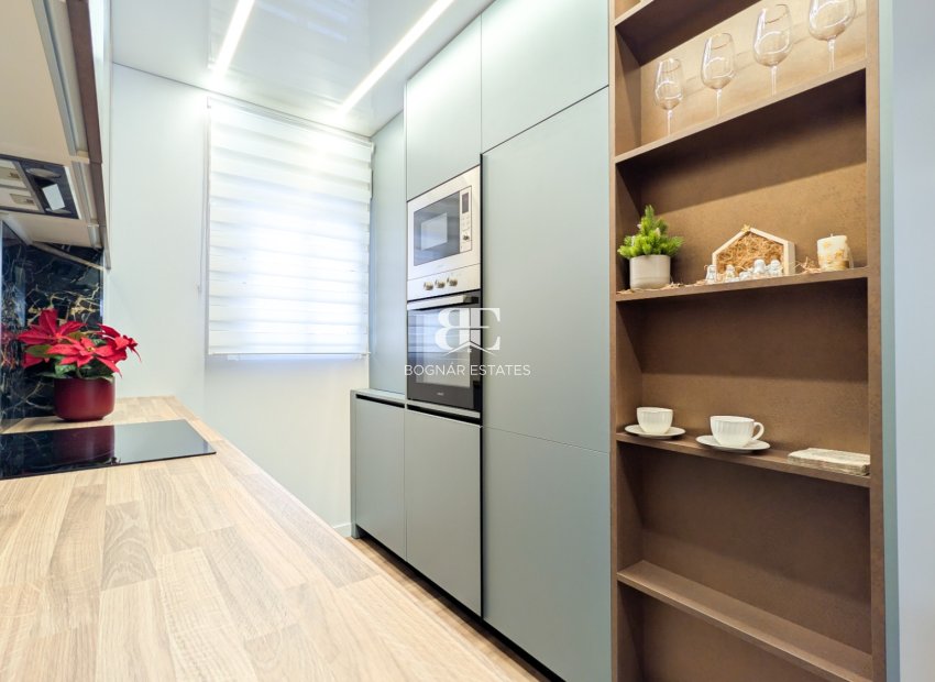 Wiederverkauf - apartment -
Torrevieja - El Acequión - Los Náufragos