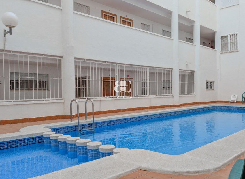 Wiederverkauf - apartment -
Torrevieja - El Acequión - Los Náufragos