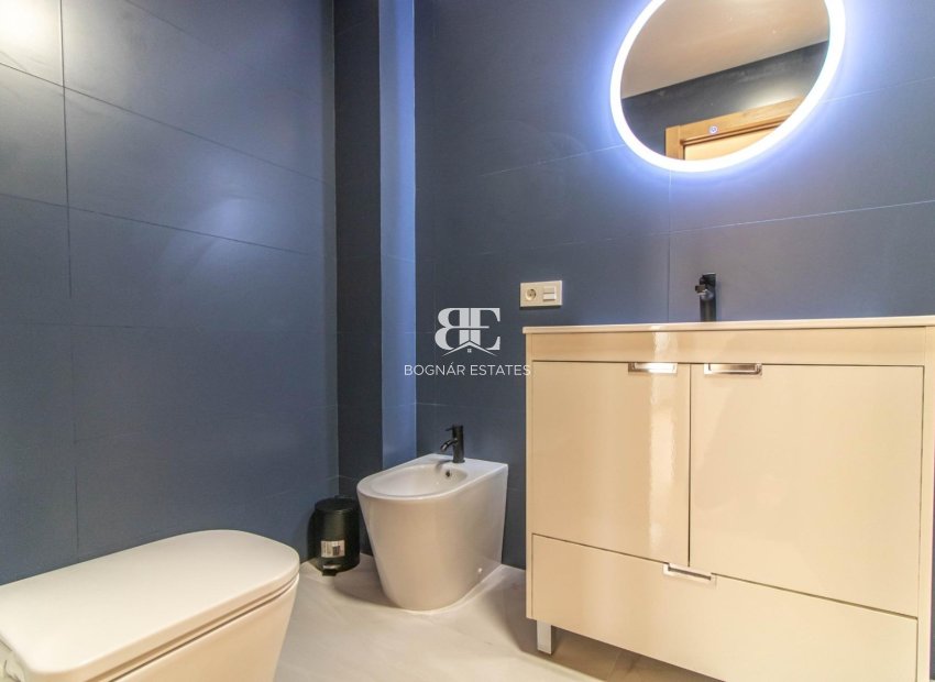 Wiederverkauf - apartment -
Torrevieja - El Acequión - Los Náufragos