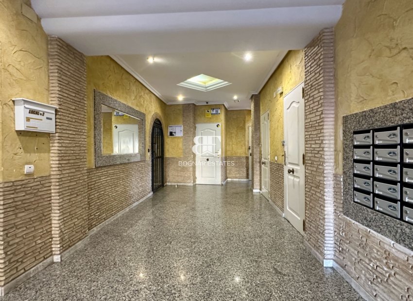 Wiederverkauf - apartment -
Torrevieja - El Molino