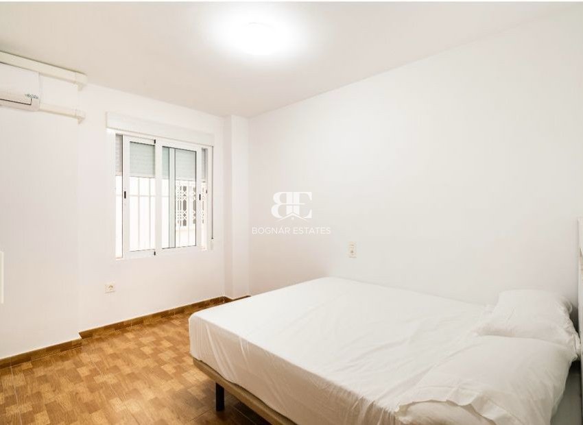 Wiederverkauf - apartment -
Torrevieja - La Mata