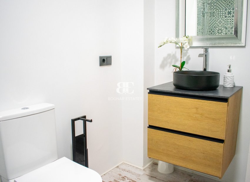 Wiederverkauf - apartment -
Torrevieja - La Mata