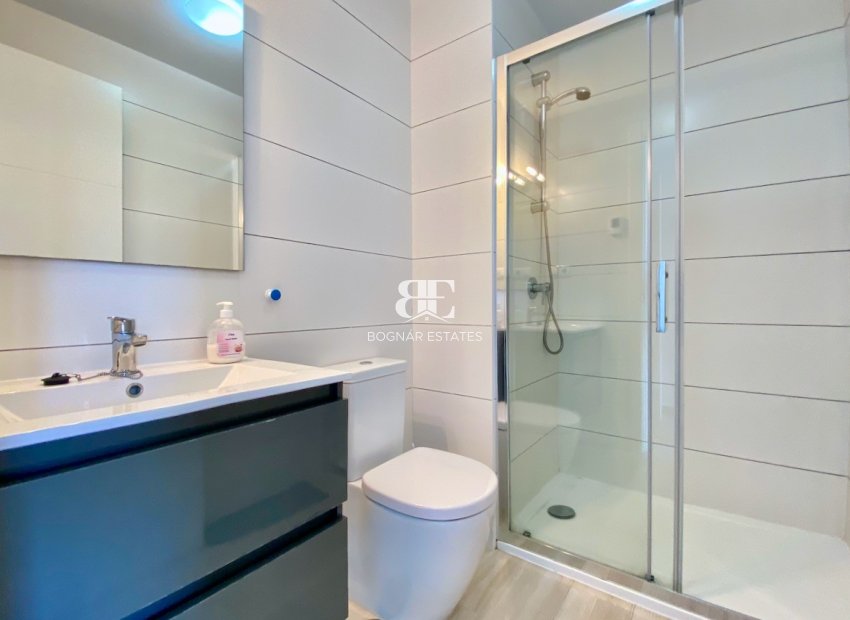Wiederverkauf - apartment -
Torrevieja - La Mata