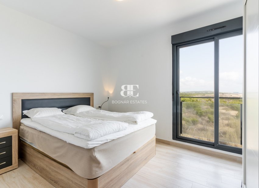 Wiederverkauf - apartment -
Torrevieja - La Mata