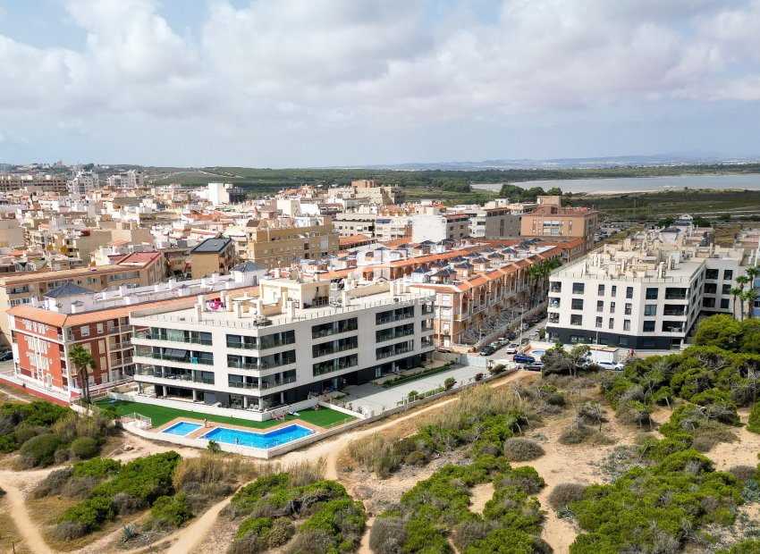 Wiederverkauf - apartment -
Torrevieja - La Mata