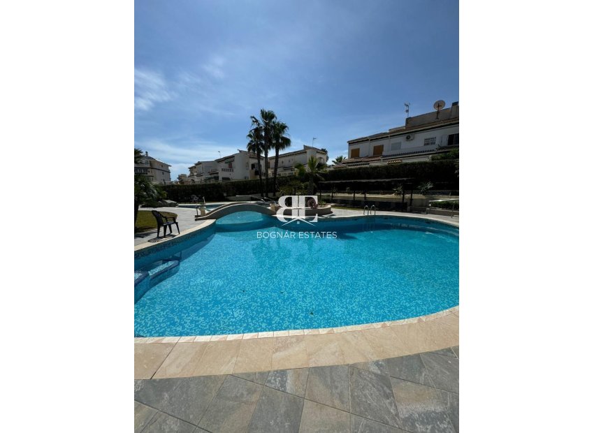 Wiederverkauf - apartment -
Torrevieja - La Mata