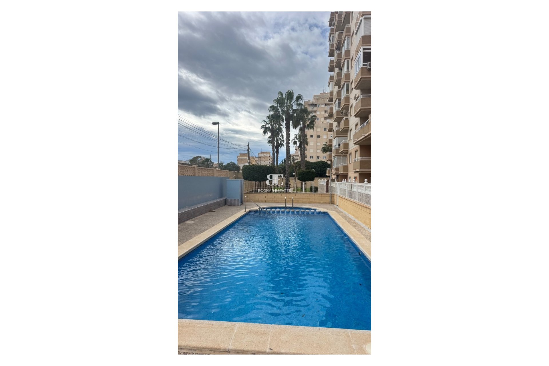 Wiederverkauf - apartment -
Torrevieja - Nueva Torrevieja