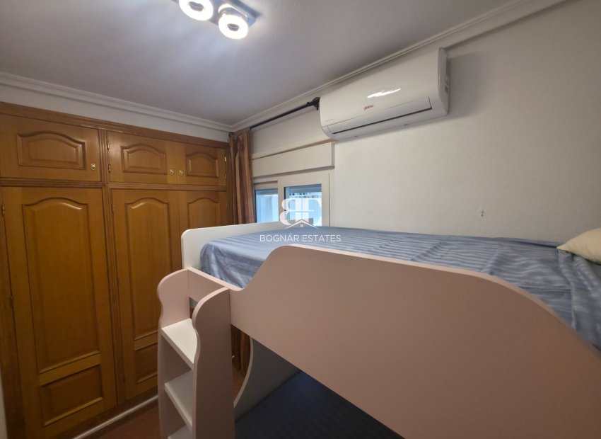 Wiederverkauf - apartment -
Torrevieja - Paseo maritimo