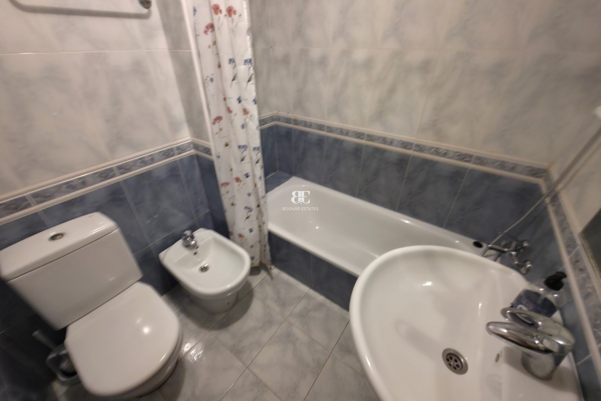 Wiederverkauf - apartment -
Torrevieja - Paseo maritimo