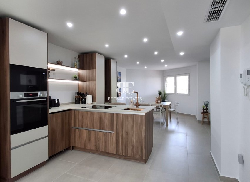 Wiederverkauf - apartment -
Torrevieja - Playa Acequion