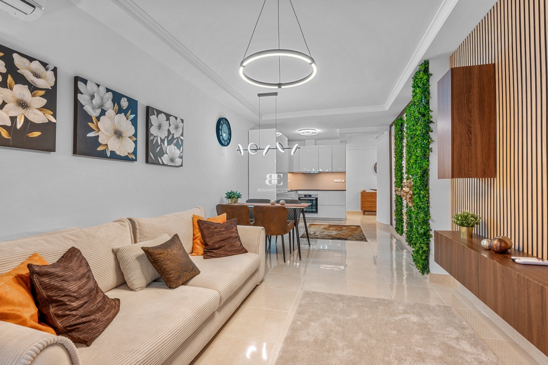 Wiederverkauf - apartment -
Torrevieja - Playa del Cura