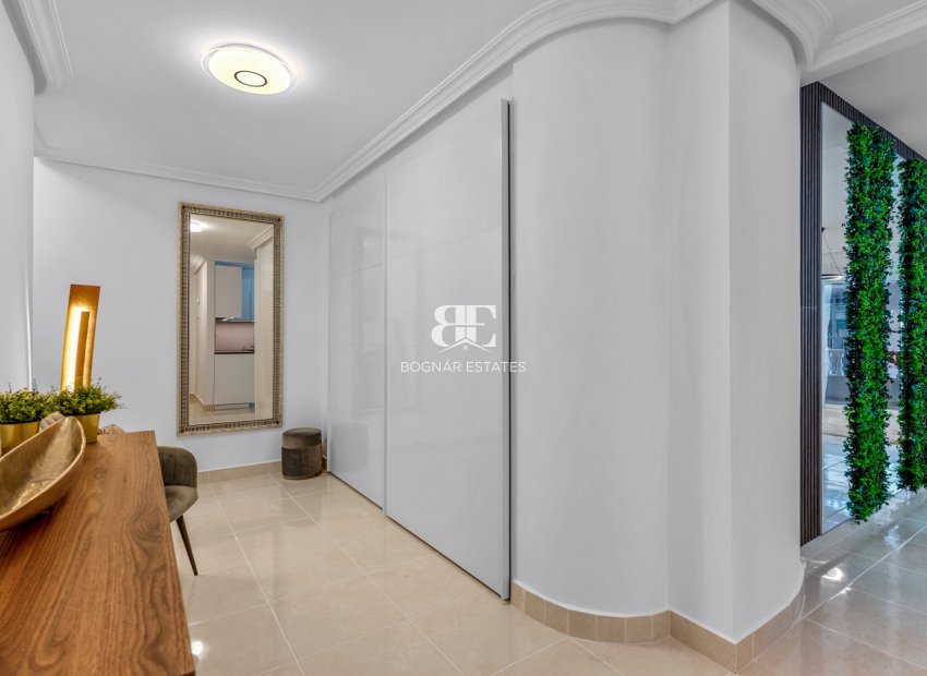 Wiederverkauf - apartment -
Torrevieja - Playa del Cura