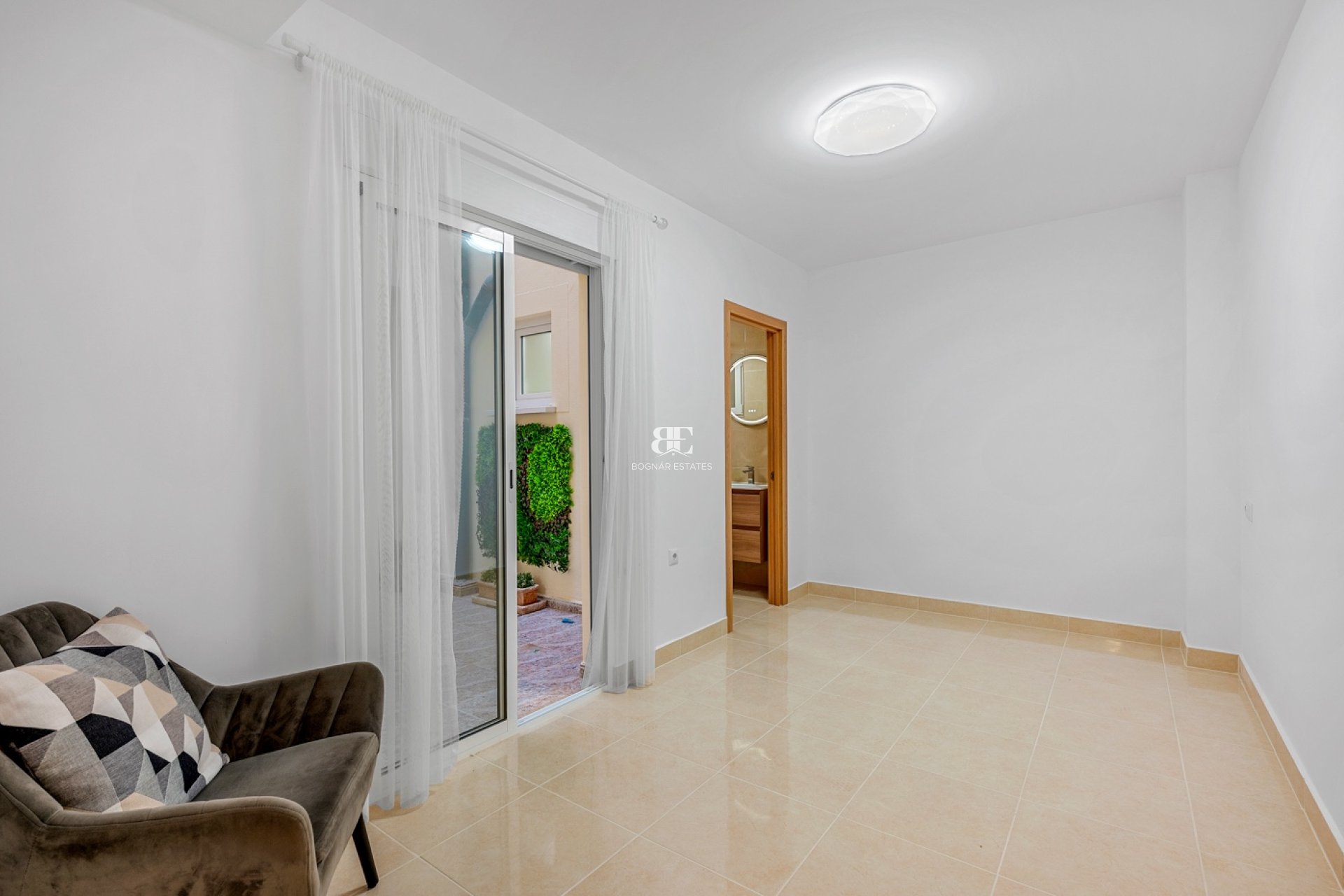 Wiederverkauf - apartment -
Torrevieja - Playa del Cura