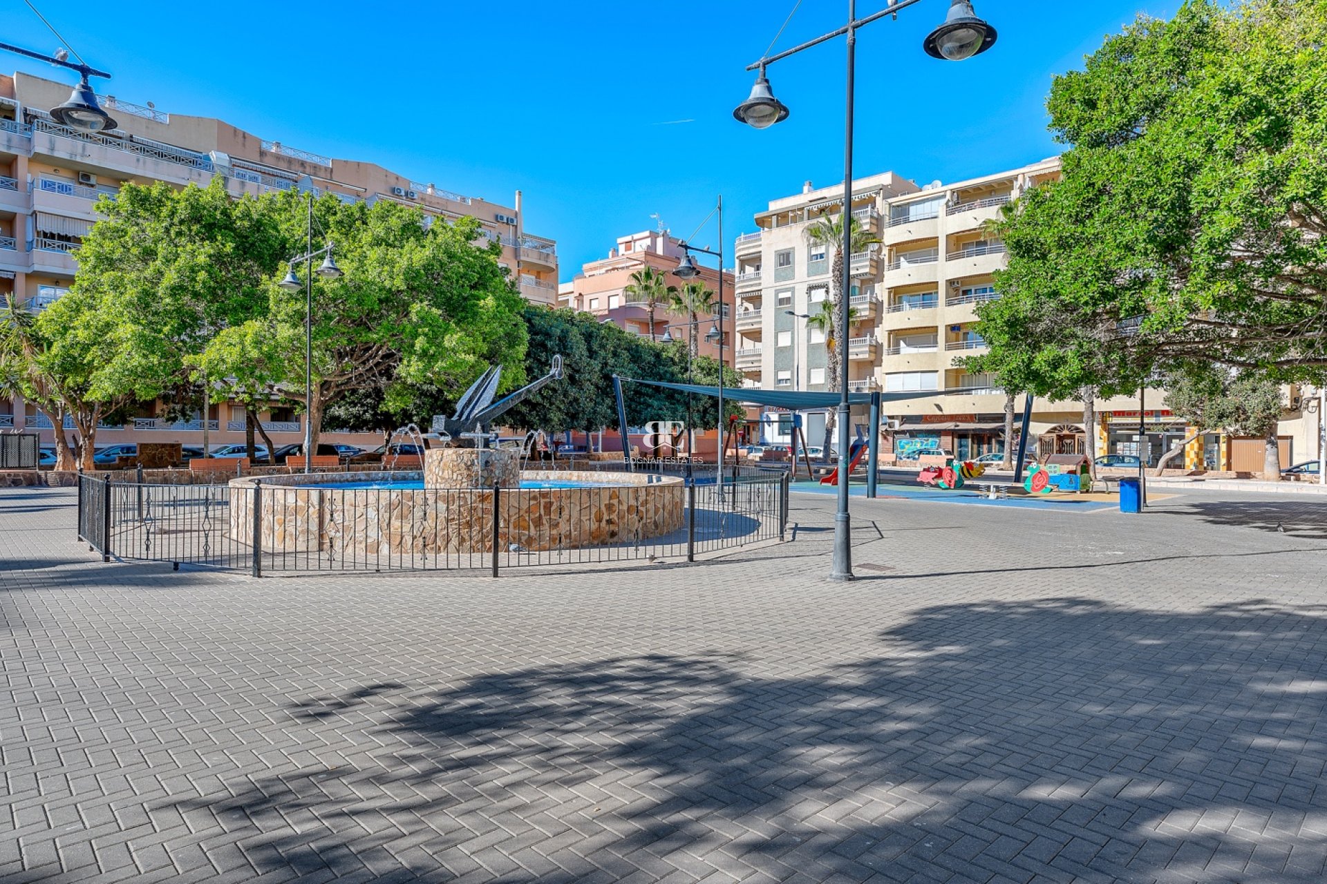 Wiederverkauf - apartment -
Torrevieja - Playa del Cura
