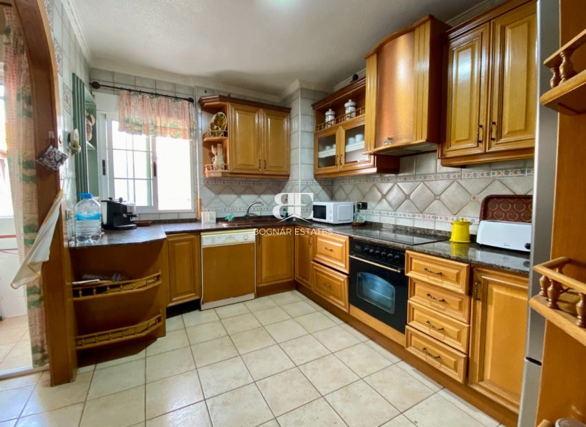 Wiederverkauf - apartment -
Torrevieja - Playa del Cura