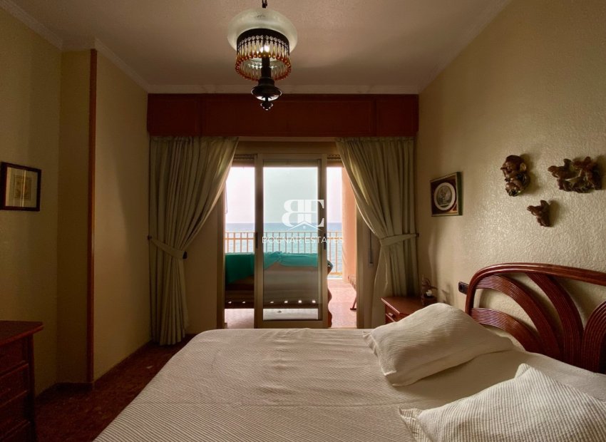 Wiederverkauf - apartment -
Torrevieja - Playa del Cura