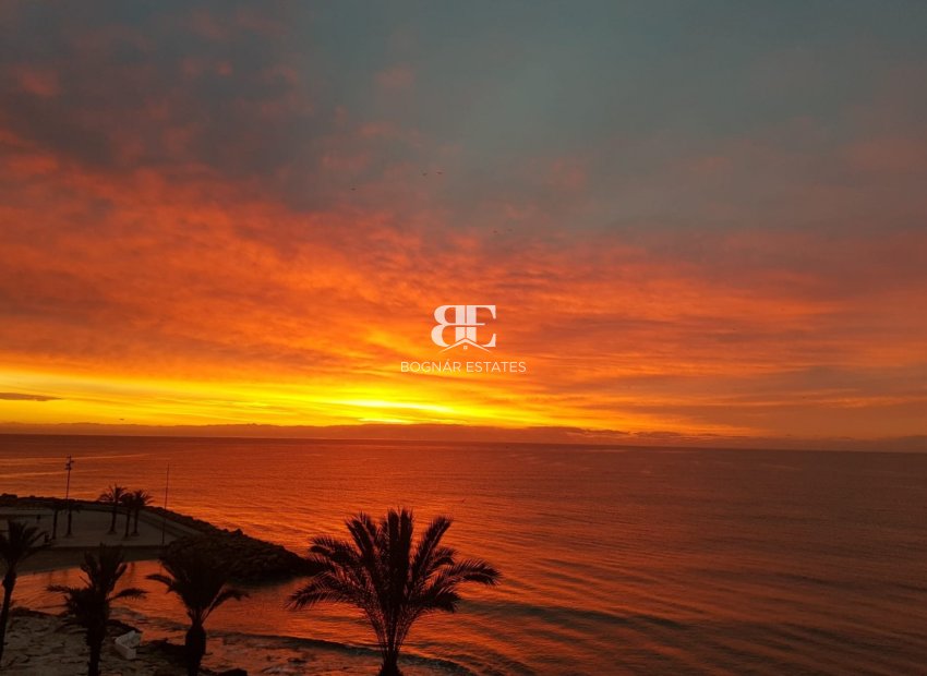 Wiederverkauf - apartment -
Torrevieja - Playa del Cura