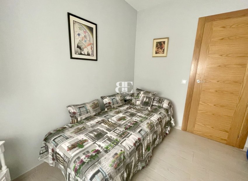 Wiederverkauf - apartment -
Torrevieja - Playa del Cura