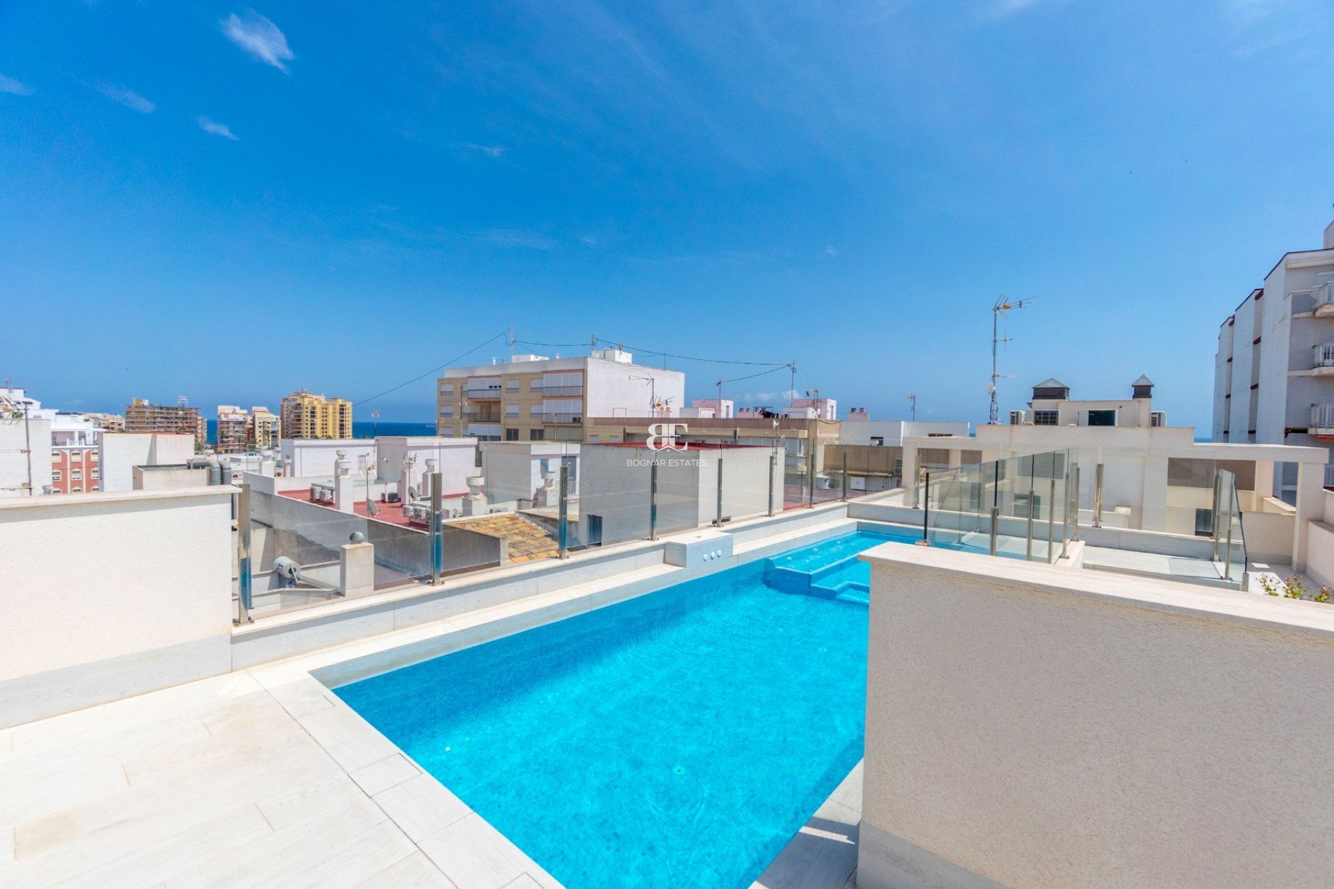 Wiederverkauf - apartment -
Torrevieja - Playa del Cura