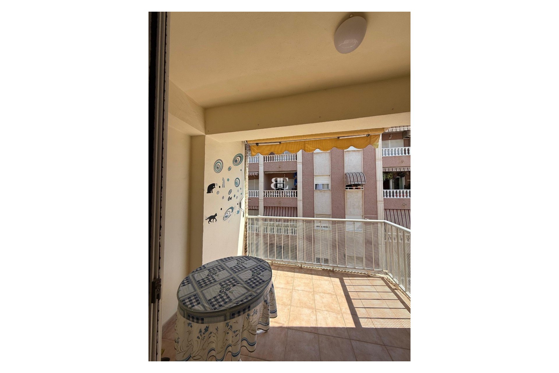 Wiederverkauf - apartment -
Torrevieja - Playa del Cura