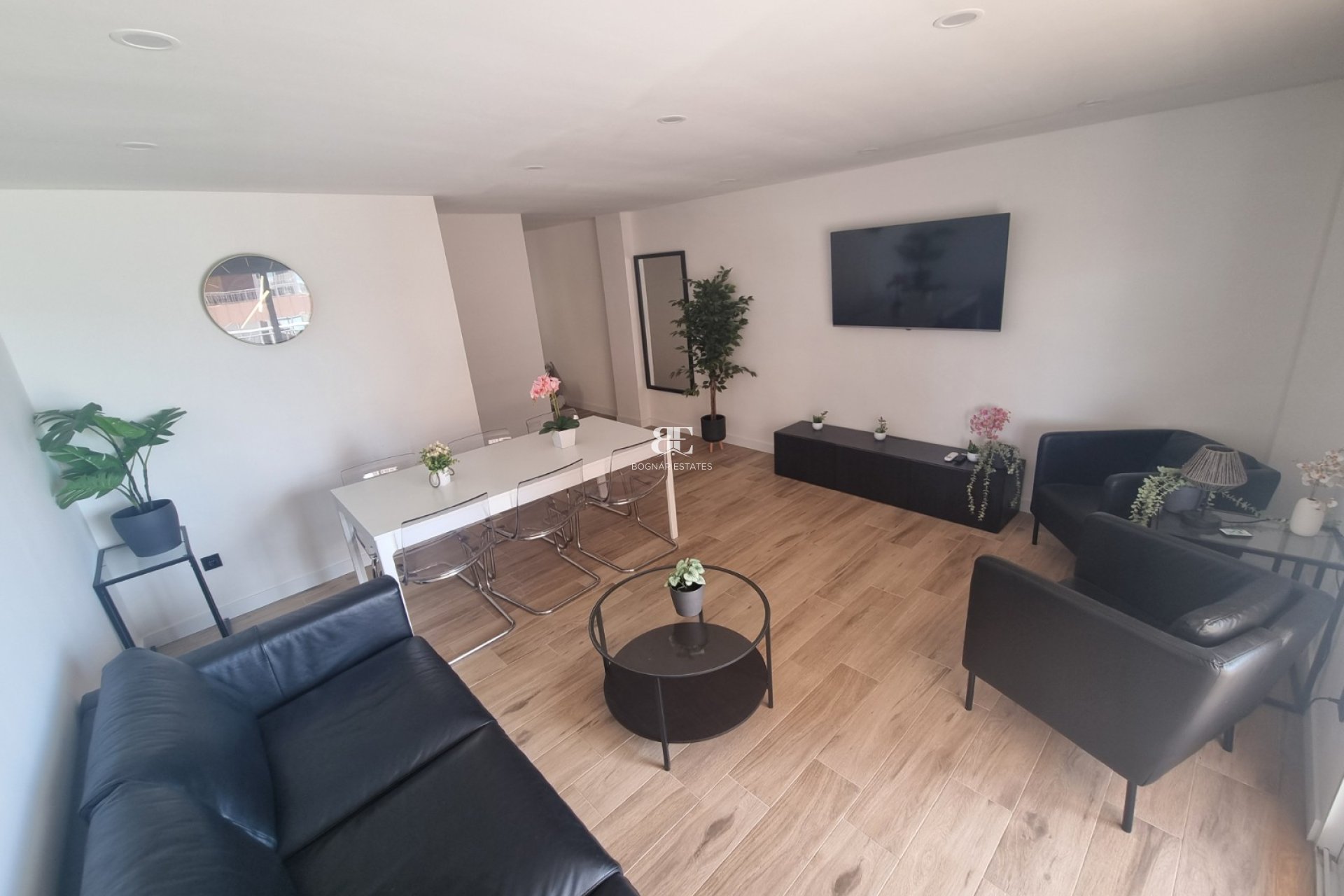 Wiederverkauf - apartment -
Torrevieja - Playa del Cura