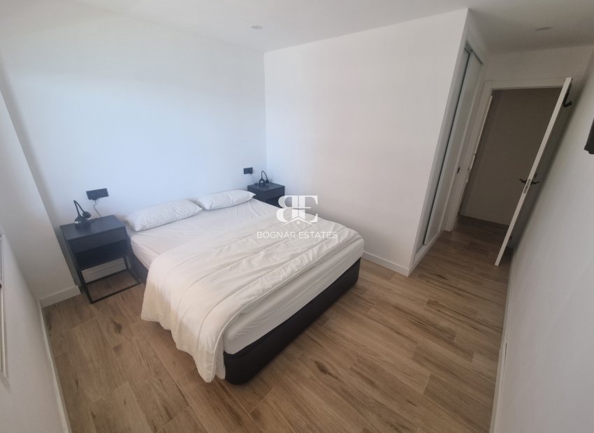 Wiederverkauf - apartment -
Torrevieja - Playa del Cura