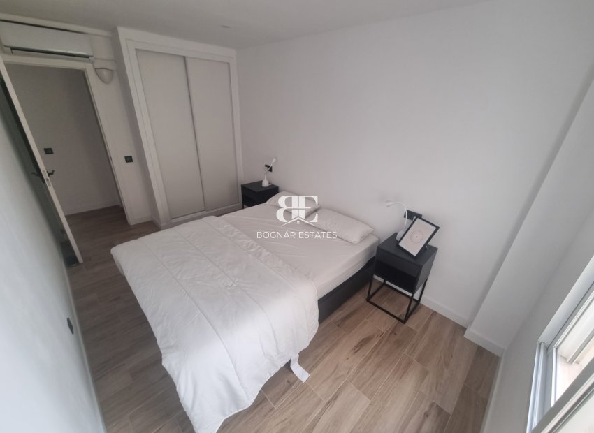Wiederverkauf - apartment -
Torrevieja - Playa del Cura