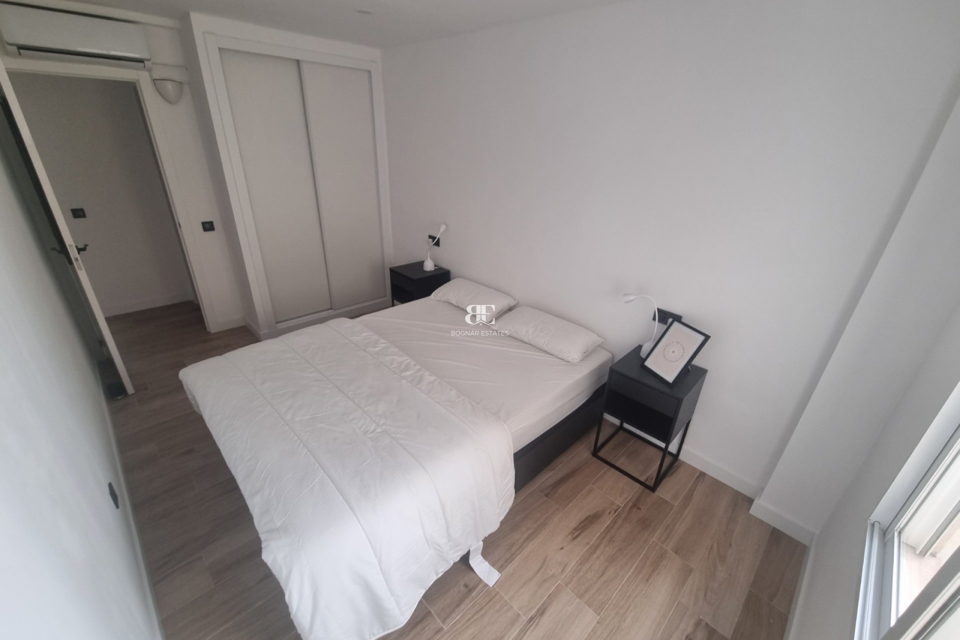 Wiederverkauf - apartment -
Torrevieja - Playa del Cura