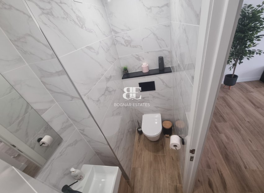 Wiederverkauf - apartment -
Torrevieja - Playa del Cura