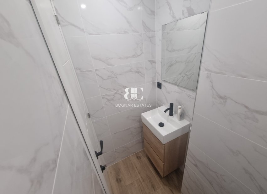 Wiederverkauf - apartment -
Torrevieja - Playa del Cura