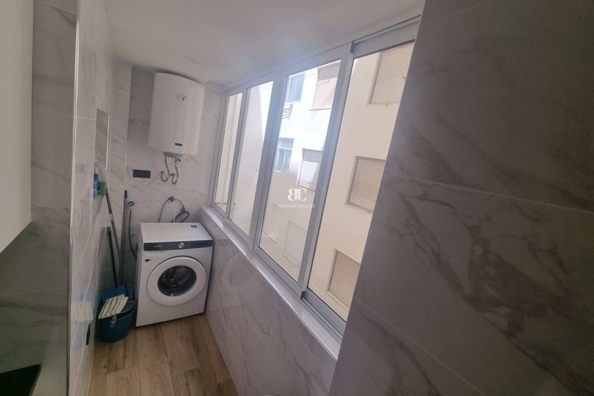 Wiederverkauf - apartment -
Torrevieja - Playa del Cura