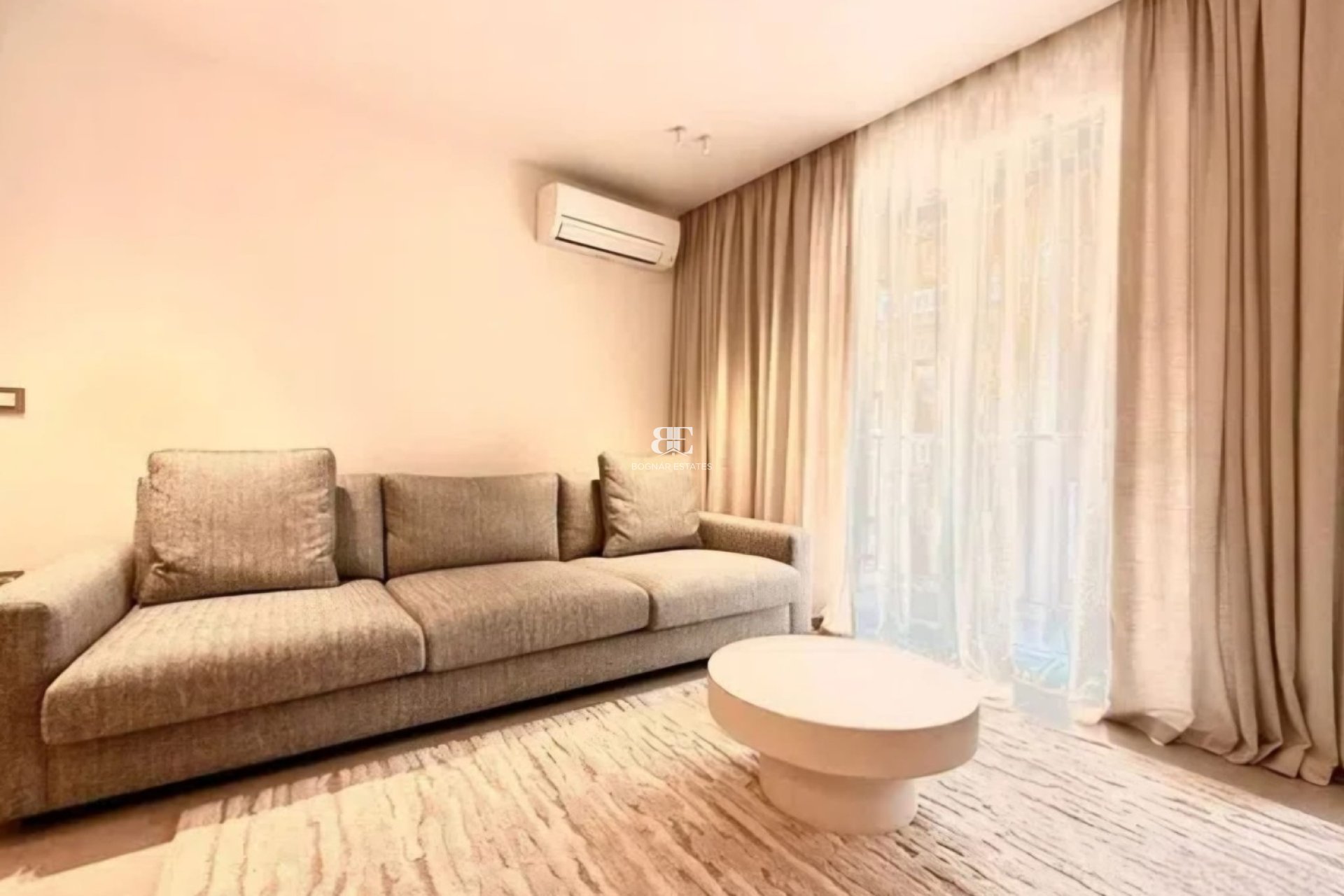 Wiederverkauf - apartment -
Torrevieja - Playa del Cura
