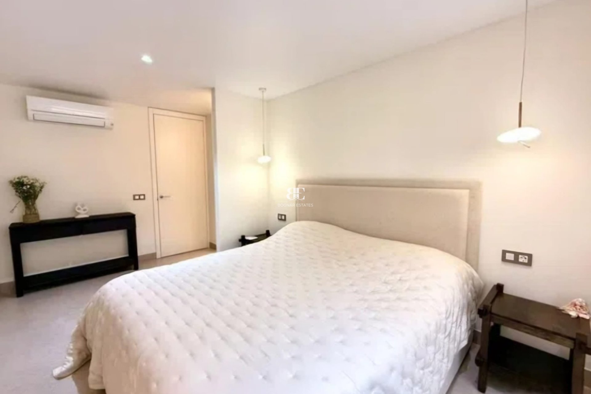 Wiederverkauf - apartment -
Torrevieja - Playa del Cura