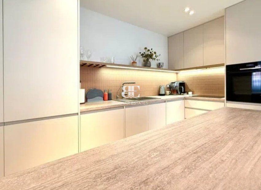 Wiederverkauf - apartment -
Torrevieja - Playa del Cura