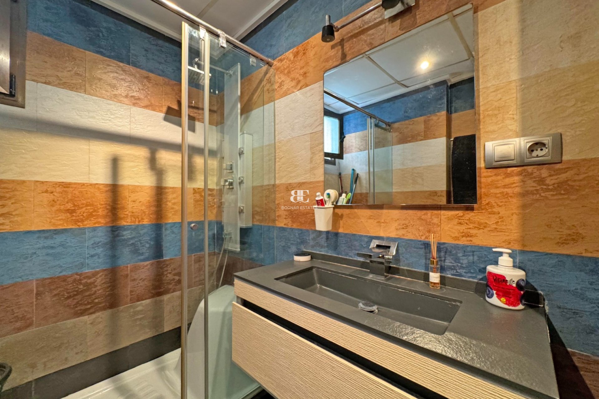 Wiederverkauf - apartment -
Torrevieja - Playa del Cura