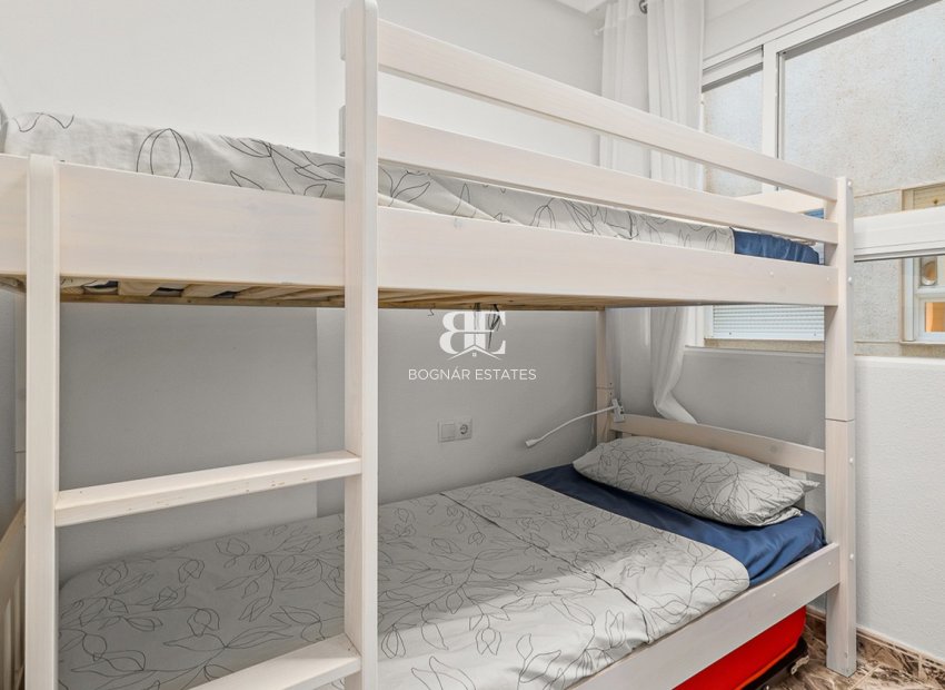 Wiederverkauf - apartment -
Torrevieja - Playa del Cura