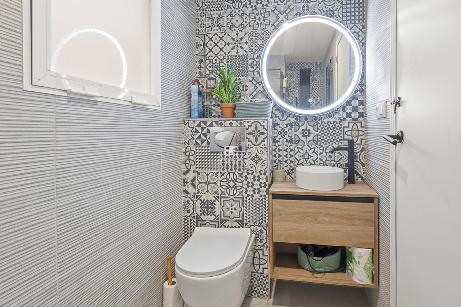 Wiederverkauf - apartment -
Torrevieja - Playa del Cura