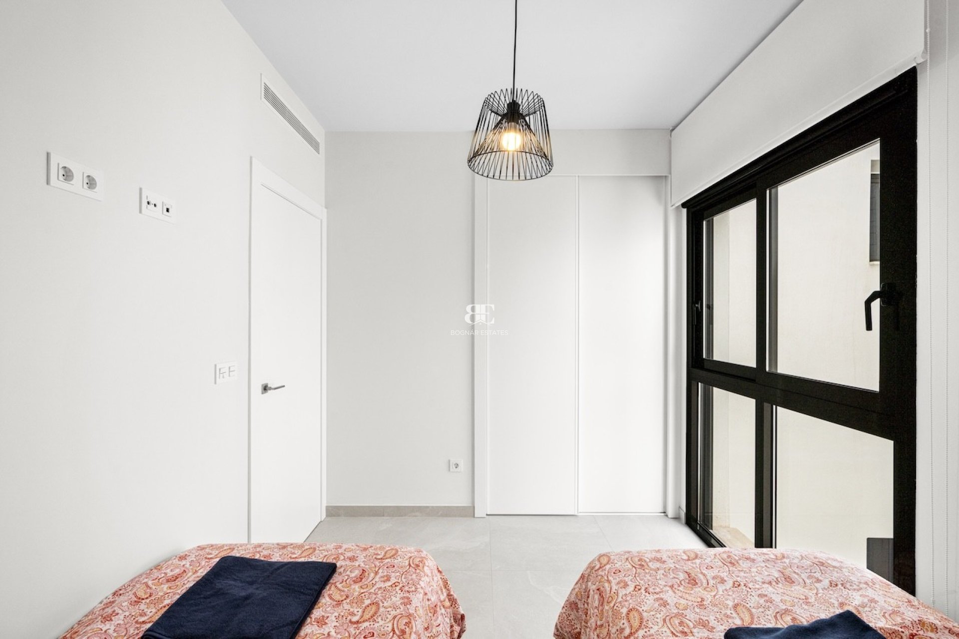 Wiederverkauf - apartment -
Torrevieja - Playa del Cura