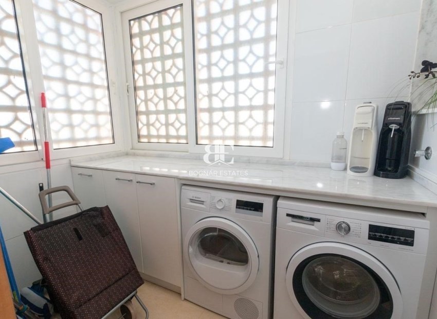 Wiederverkauf - apartment -
Torrevieja - Playa del Cura