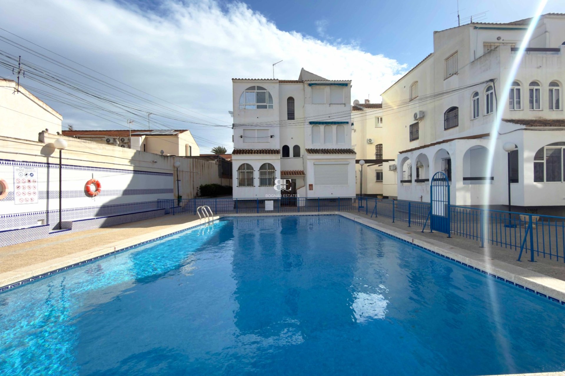 Wiederverkauf - apartment -
Torrevieja - Playa Los Naufragos