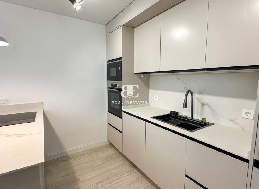 Wiederverkauf - apartment -
Torrevieja - Playa Los Naufragos