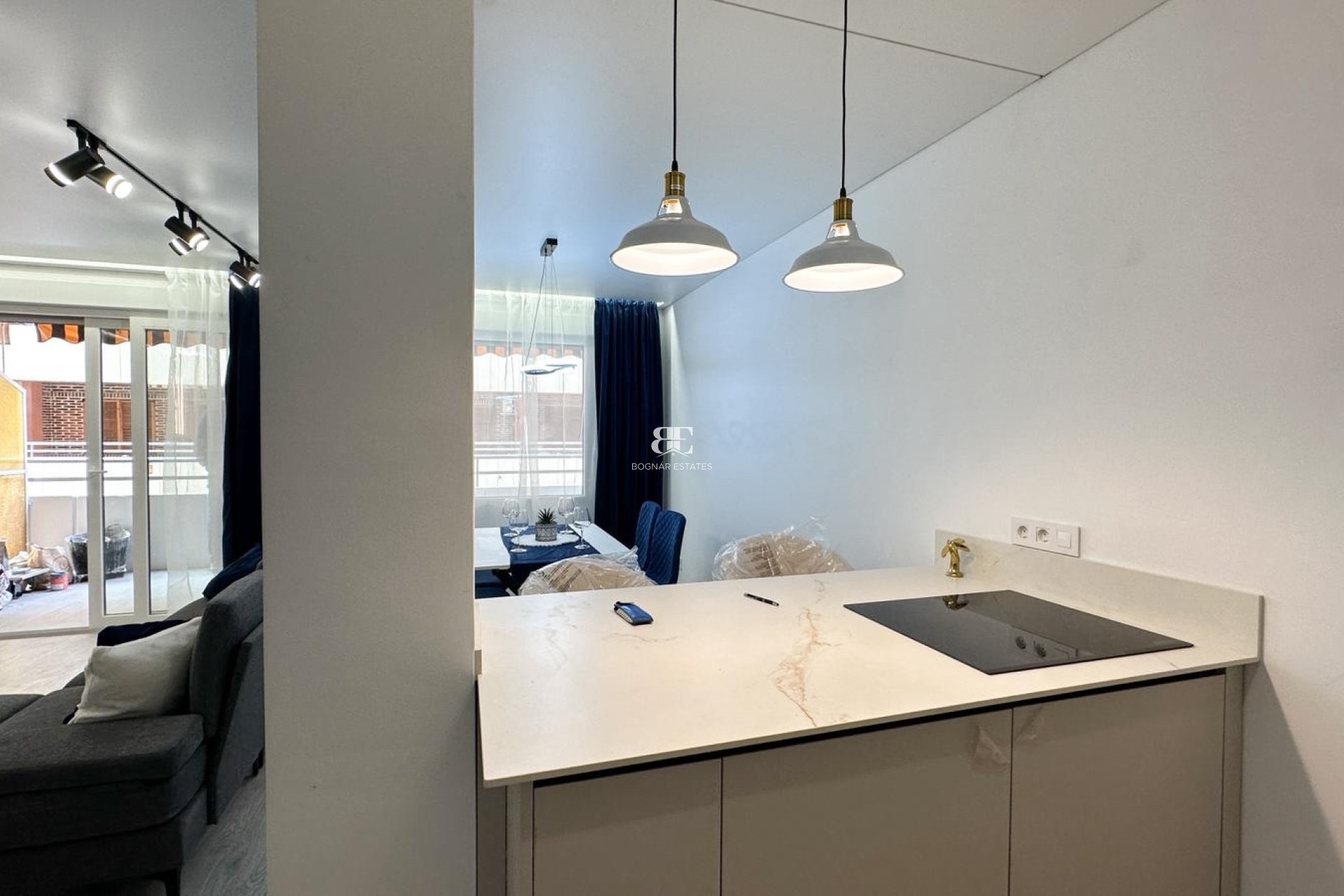 Wiederverkauf - apartment -
Torrevieja - Playa Los Naufragos