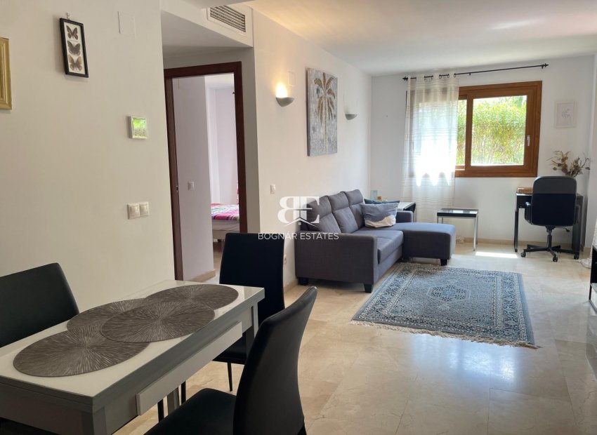 Wiederverkauf - apartment -
Torrevieja - Punta Prima