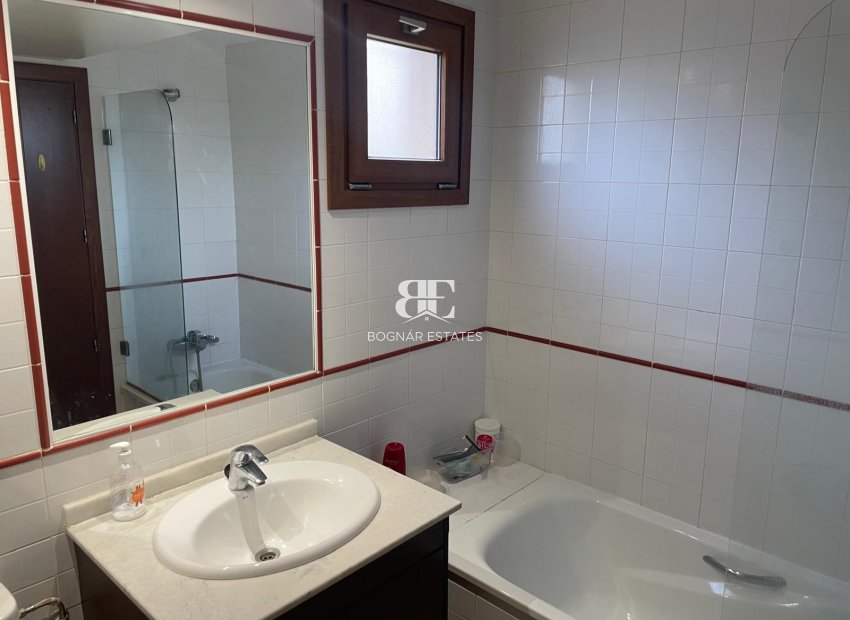 Wiederverkauf - apartment -
Torrevieja - Punta Prima