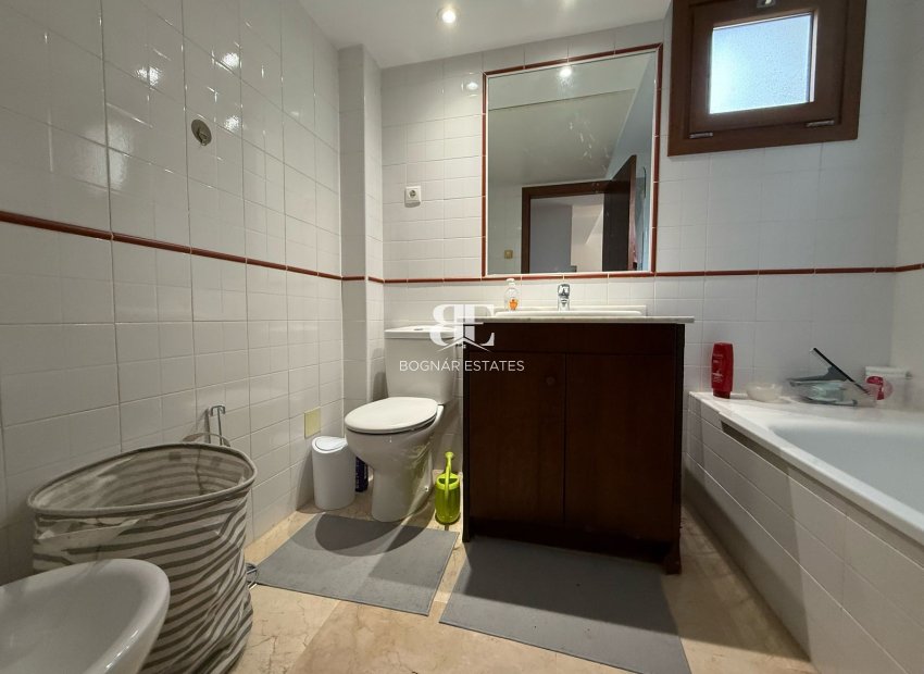 Wiederverkauf - apartment -
Torrevieja - Punta Prima