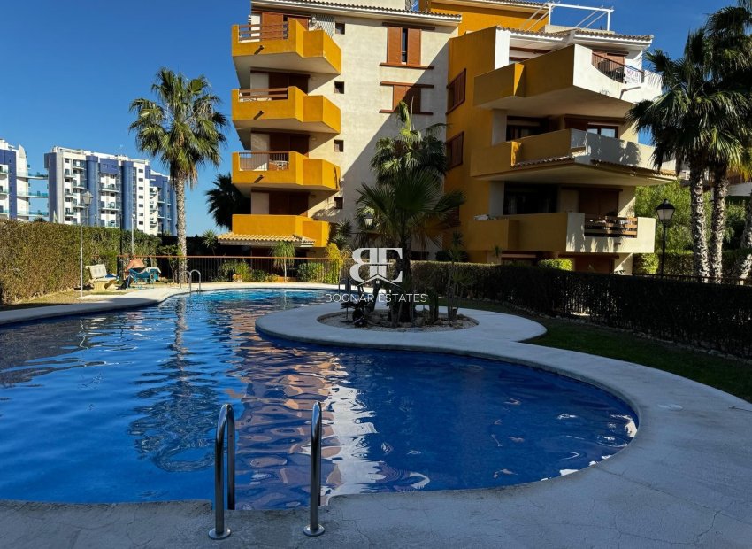 Wiederverkauf - apartment -
Torrevieja - Punta Prima