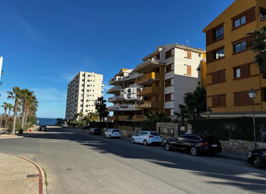 Wiederverkauf - apartment -
Torrevieja - Punta Prima