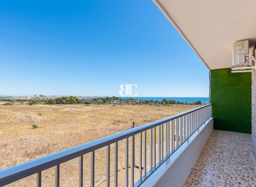Wiederverkauf - apartment -
Torrevieja - Punta Prima