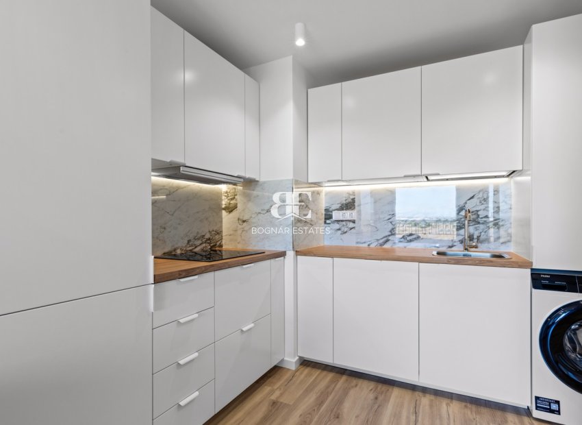 Wiederverkauf - apartment -
Torrevieja - Punta Prima